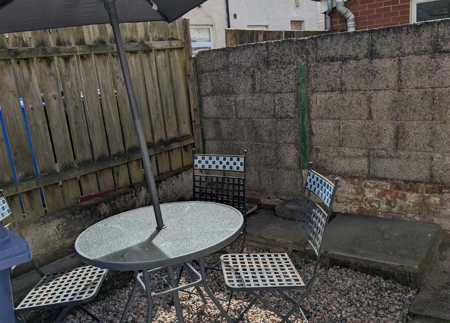 Stylish & Cozy 2-Bed Entire Home Belfast 0*,